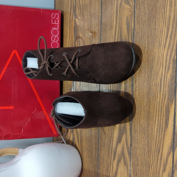 Aerosoles Soterday Night Ankle Boot Brown - Picture 1 of 3